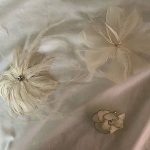 Pretty white hair flowers 2